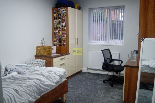 58a Tiverton Road - Photo 1