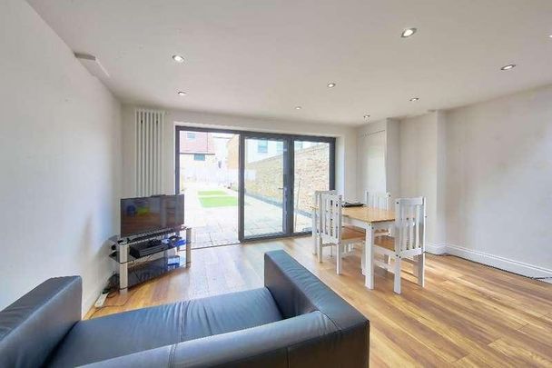 Kingston Road, South Wimbledon, SW19 - Photo 1