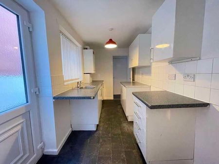 Seymour Street, North Shields, NE29 - Photo 4