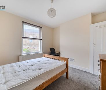 4 bedroom terraced house to rent - Photo 6