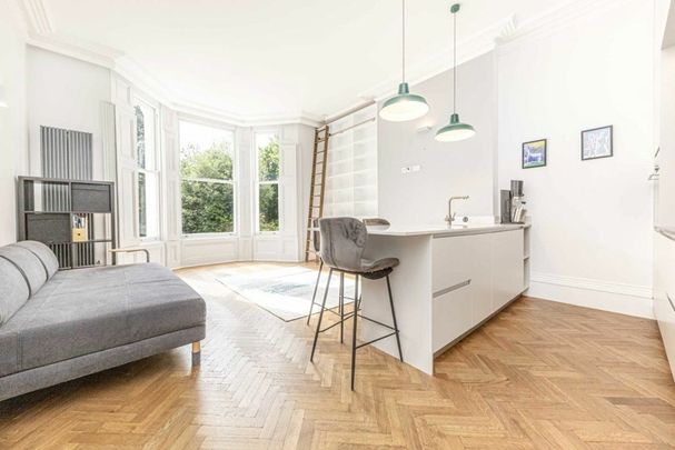 Cambridge Park, East Twckenham, TW1 - Photo 1