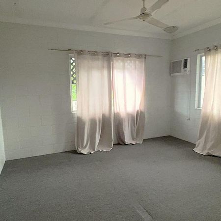 2 Bedroom Unit - Close to all amenities! - Photo 4