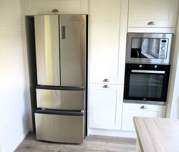 2 bedroom semi-detached house to rent - Photo 4