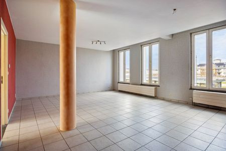 Appartement met 2 slaapkamers, garagebox en kelderberging in Mol-centrum ! - Photo 2