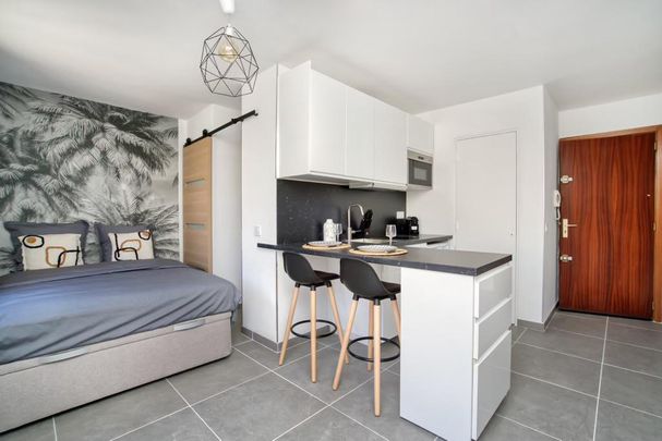 Location Appartement 1 pièce 20m² STE MAXIME 83120 - Photo 1