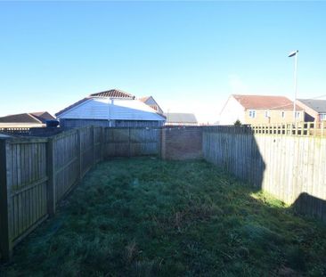 3 bedroom end of terrace house to rent - Photo 5