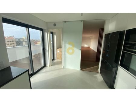 4 room luxury Flat for rent in Matosinhos, Portugal - Photo 3