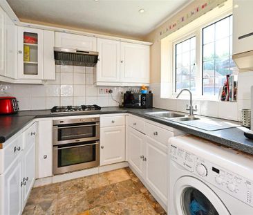 3 bedroom house to rent - Photo 2