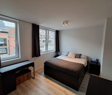 Prachtig nieuwbouwappartement in centrum Sijsele - Photo 3