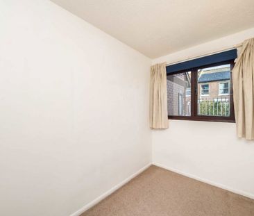 Pelham Road, SW19 1NY, London - Photo 2