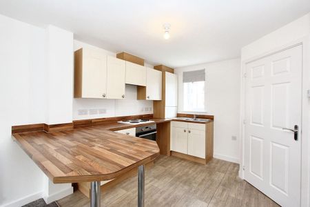 2 bedroom end of terrace house to rent - Photo 2