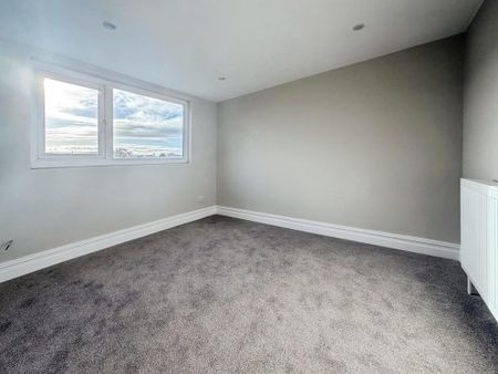 4 bedroom terraced house to rent - Photo 3