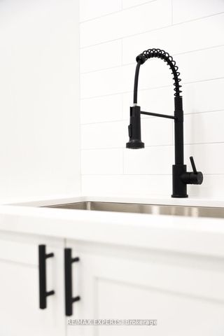 For Lease - 1343 Harrington Street Unit# Lower, Innisfil, Ontario - Photo 2