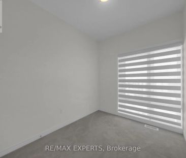 16 GRIFFITH STREET - Photo 4