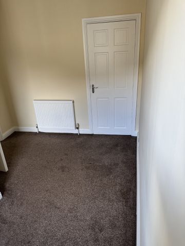 Refurbished Stone Fronted Three Bedroom Property for Rent in Mexbrough - Photo 3