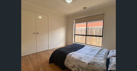 Modern Family Home" - Photo 3