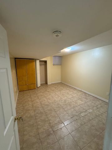 For Lease - 124 Herdwick Street, Brampton, Ontario - Photo 3