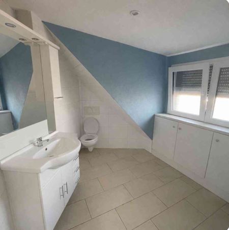 2.5 Zimmer, 85 m², 2. Stock - Photo 4