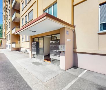 Affittasi 4.5 locali al 2° piano con balcone - Foto 1