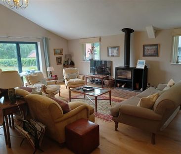 4 bedroom barn conversion to rent - Photo 6