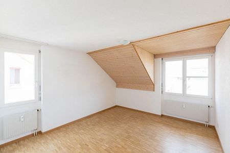 4½-Zimmerwohnung, ZENTRAL, RUHIG, GEMÜTLICH - Photo 3