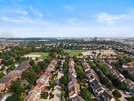 For Lease - 2218 Bluegrass Lane, Burlington, Ontario - Photo 1