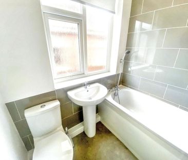 Balkwell Avenue, North Shields, Tyne and Wear, NE29 7DH - Photo 5