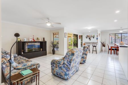 Alambi Court Charm with Endless Space - Photo 2