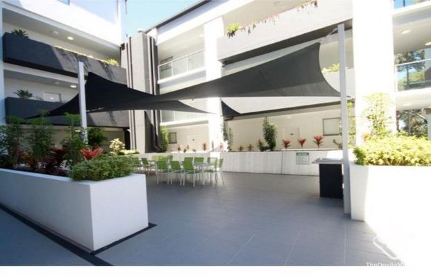 Modern 1 Bedroom Apartment for Rent - Prime Location in Kelvin Grove - Photo 1