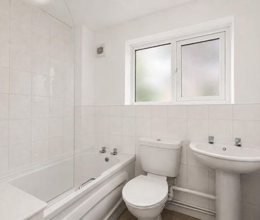 1 BED Apartment To rent - Photo 3