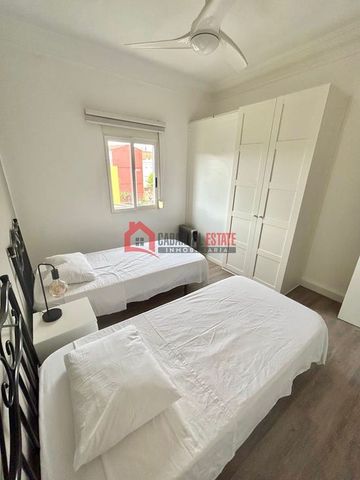 Malvarrosa, Valencia, Valencian Community 46011 - Photo 2