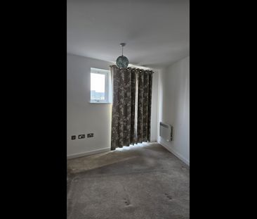 2 Bed Flat, Prioress House, IG11 - Photo 5