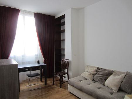 Tout savoir sur cet appartement à Paris 6ème - Photo 2