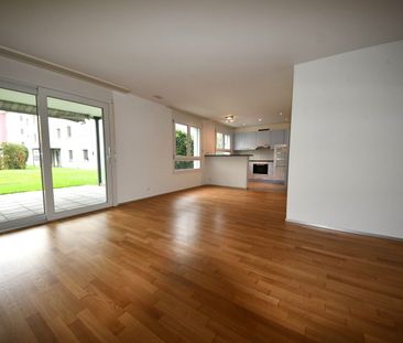 Schöne und grosszügige 3.5-ZWG im EG zu vermieten - Foto 6