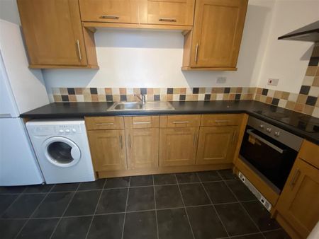 1 bedroom flat to rent - Photo 3