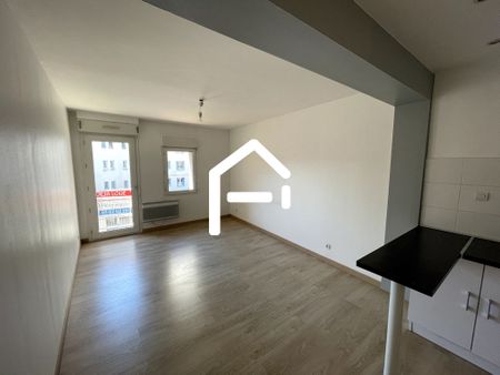 A louer : Place Lafourcade T2 de 37 m² a 642.77 € cc - Photo 3