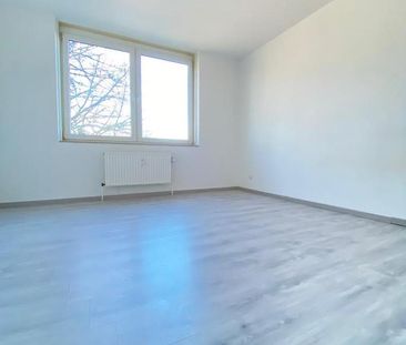 ** HELLE 2-ZIMMERWOHNUNG ** GROßER BALKON ** LÜD-Kalve ** - Photo 5