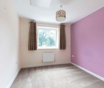 Ledbury Court, Cheltenham, GL52 - Photo 4