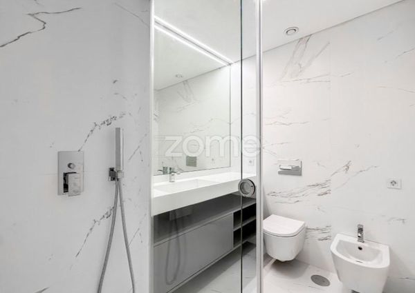 Apartamento T4 em Porto