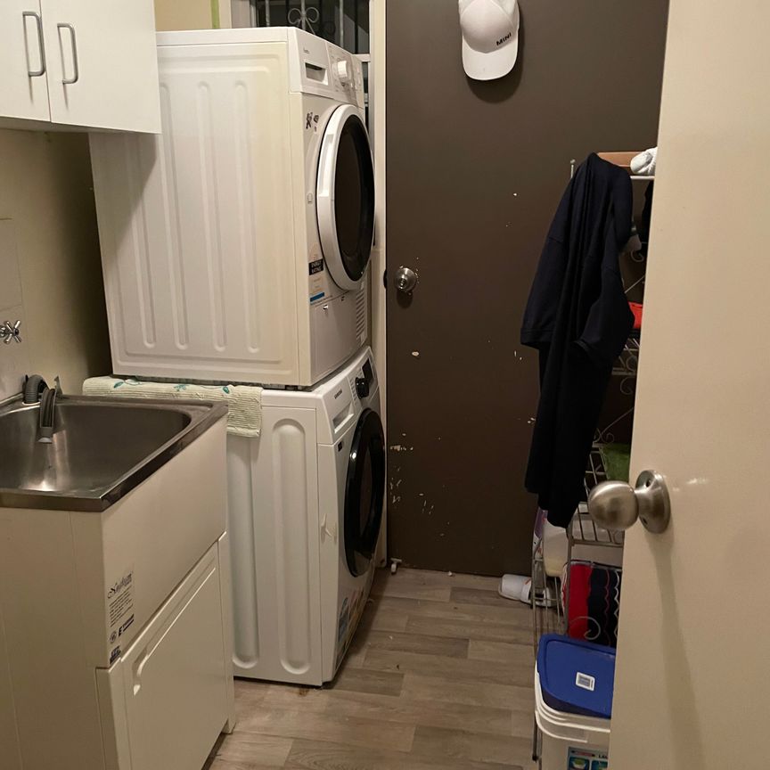 Graceville - Photo 1