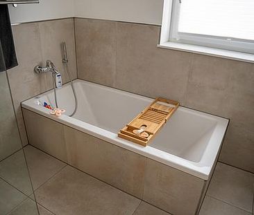 Hochwertige Maisonettewohnung mit Balkon - Photo 1