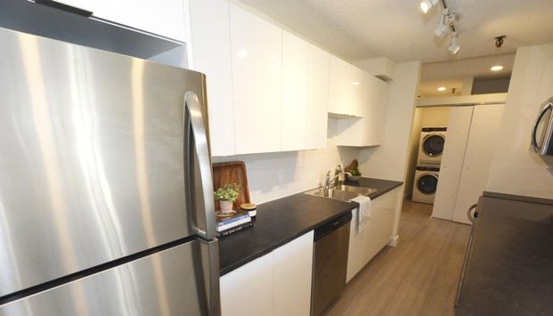 Quinpool Court - Photo 1