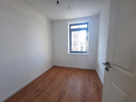 Elbnahe 3-Raum-Wohnung mit Balkon und viel Tageslicht - Photo 4