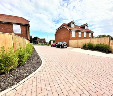 A 3 Bedroom Semi-Detached House Instruction to Let in Hailsham - Photo 4