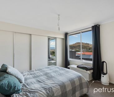 Three Bedroom Family Home - Photo 5