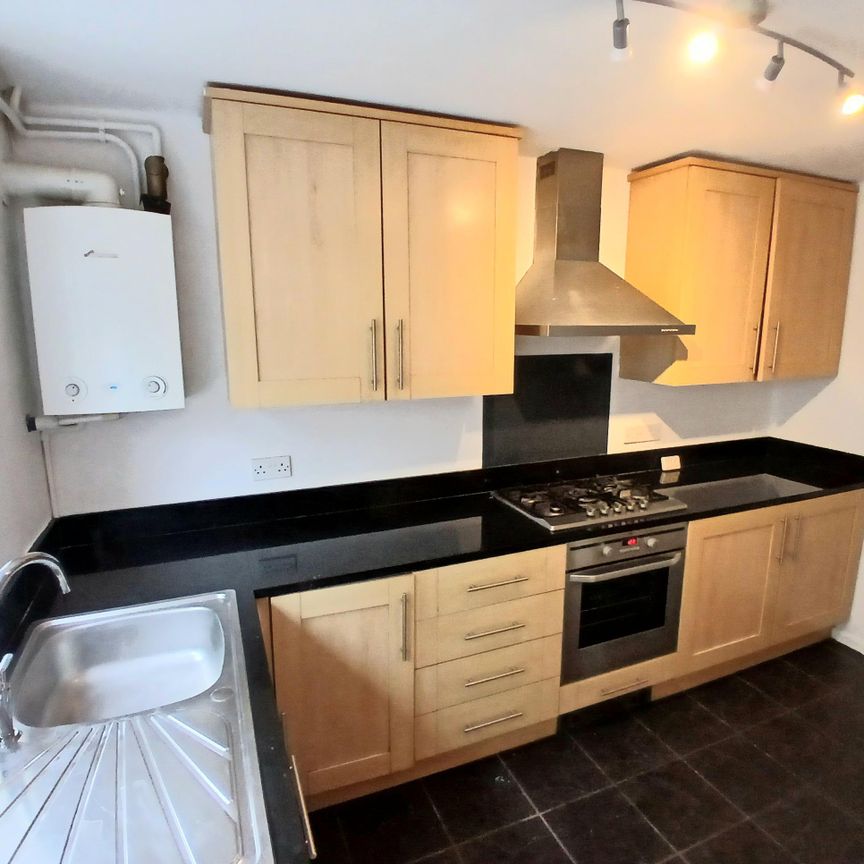 Burghley Close, Stevenage - Photo 1