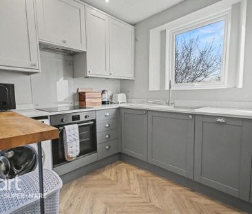 2 bedroom flat to rent - Photo 5