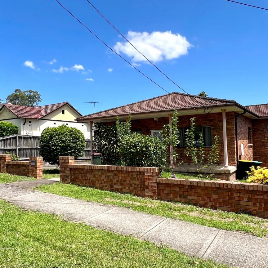 17 Pritchard Street, Thornleigh. - Photo 1