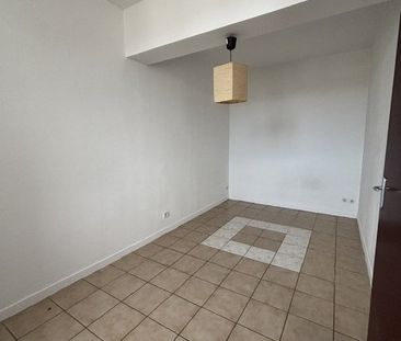 Location Appartement 2 pièces 39m² ANGOULEME 16000 - Photo 1