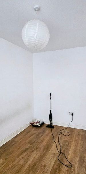 Bellevue Road, SOUTHAMPTON - Photo 1